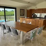 Magnifique Plain Pied Avec Piscine Villa