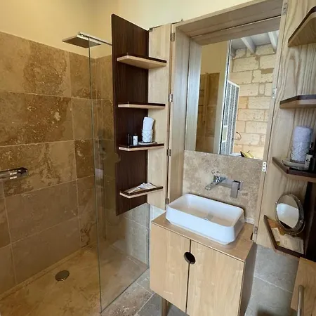 Magnifique Plain Pied Avec Piscine Villa *