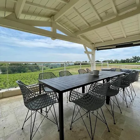 Magnifique Plain Pied Avec Piscine