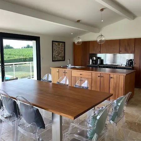 Villa Magnifique Plain Pied Avec Piscine Fronsac (Gironde)