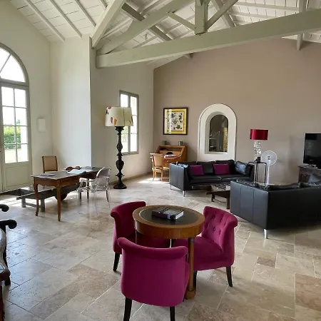 Villa Magnifique Plain Pied Avec Piscine