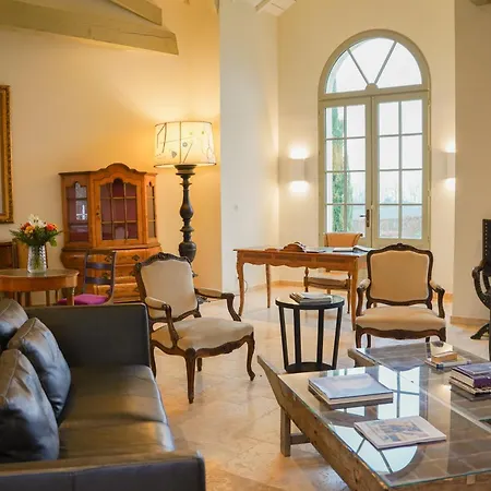 Magnifique Plain Pied Avec Piscine Villa *